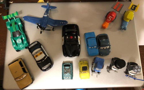 Loose Matchbox, Hot Wheels, Disney "Cars" Franchise cars - Picture 1 of 15