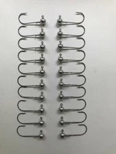 NEW 1/8 OZ ROUND JIG HEADS WITH WIRE KEEPER , 3/0  HOOKS , 20 PC