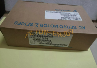 1PCS NEW YASKAWA AC SERVO MOTOR SGMAV-C2ADA21 SGMAVC2ADA21