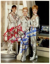 CARTWRIGHT KRISTEN JUNE LOCKHART SIGNED 8x10 PHOTO LOST IN SPACE BECKETT BAS