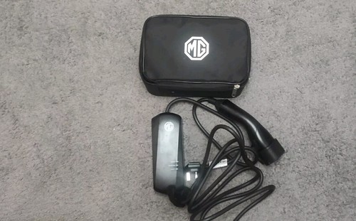 GENUINE MG ZS EV MG4 MG5 HS HOME CHARGER CHARGING CABLE UK 3 PIN TO TYPE 2 + BAG