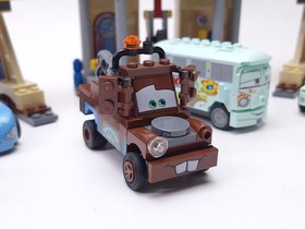 Lego Pixar Cars 8487 Disney Cars Flo's V8 Cafe