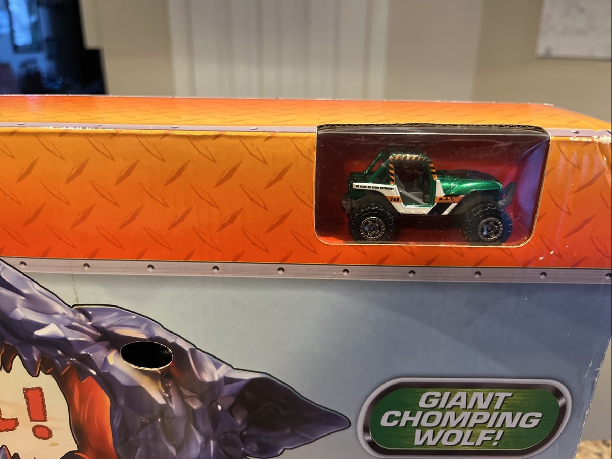 Mattel R1270 Matchbox Wolf Mountain Adventure Playset for sale Mattel R1270 Matchbox Wolf Mountain Adventure Playset for sale