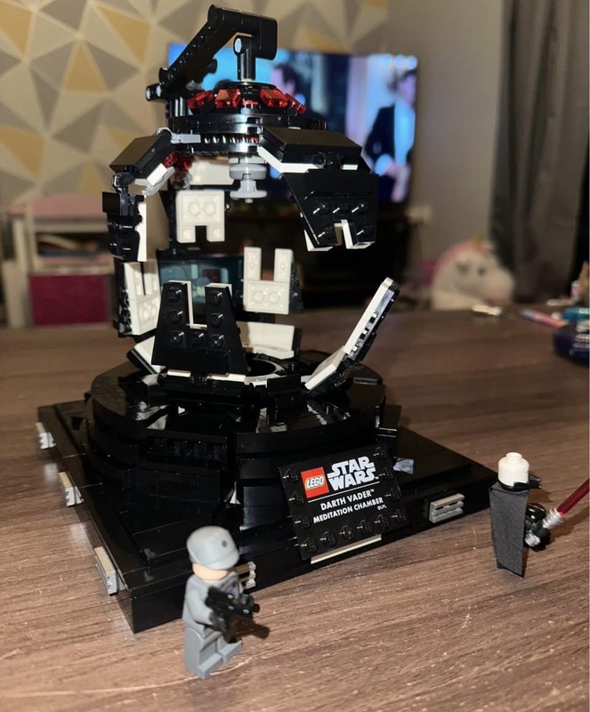 Retired LEGO Star Wars Darth Vader Meditation Chamber Set 75296 Complete