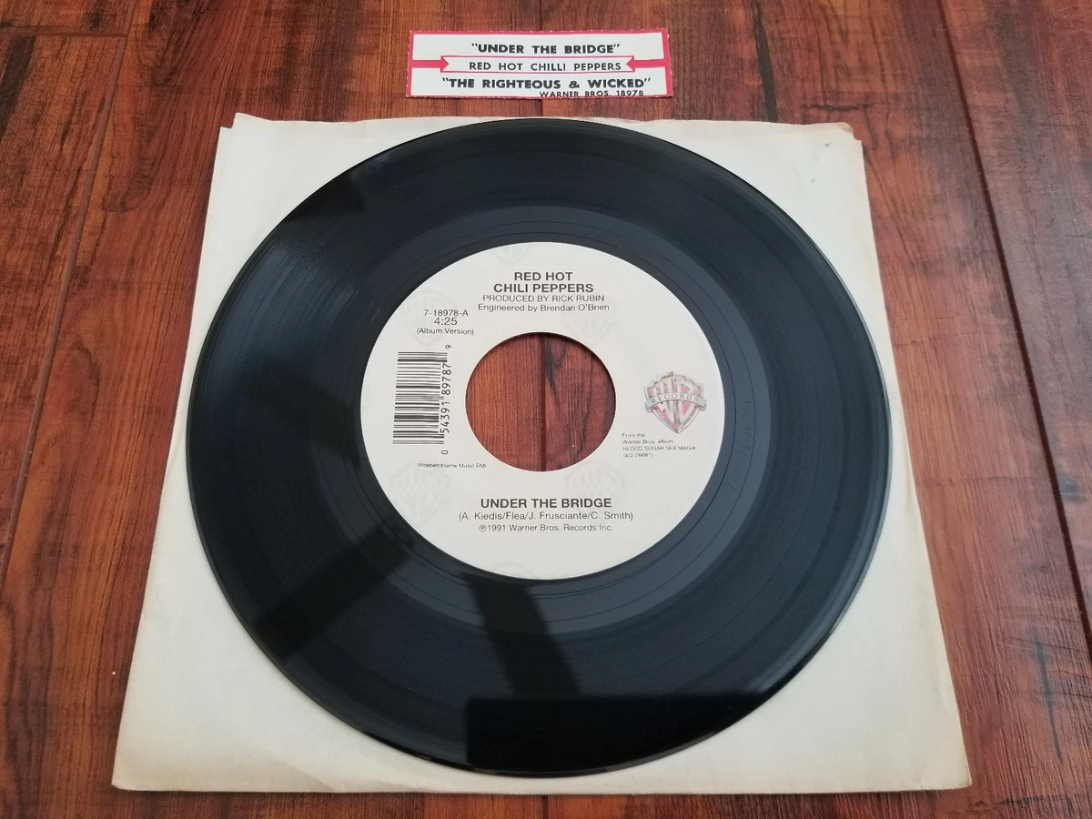 Red Hot Chili Peppers 7