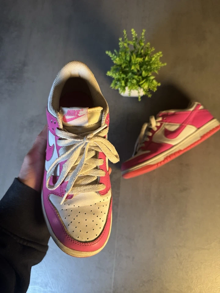 Nike Dunk Low - Rose et Blanc - 37,5 - Excellent état - Photo 3/4