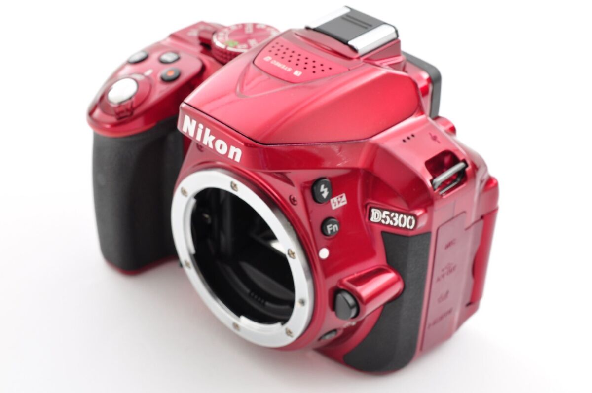Nikon D5300 24.2MP DSLR Camera Red 4603 Shot w/18-55mm AF-S Nikon D5300 24.2MP DSLR Camera Red 4603 Shot w/18-55mm AF-S