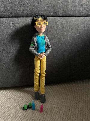 Jackson Jekyll, Monster High fashion doll male doll picnic UK