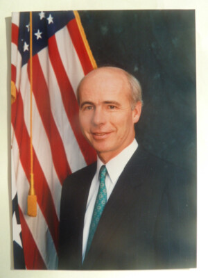 -aa- Charles E. Redman (USA) US Diplomat, Autograph Photo (13x18cm)
