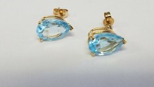 VINTAGE SOLID 14K GOLD NATURAL BLUE TOPAZ EARRINGS