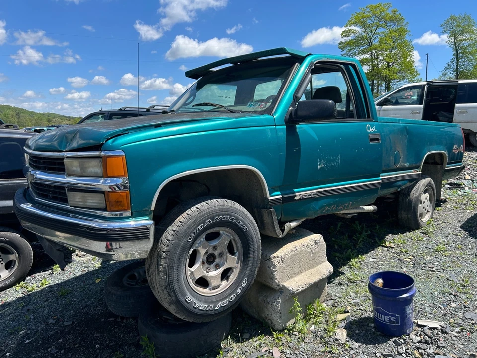 Camión Chevy 1500 88-98 - cabina LUND PARASOL - PN 12012 - GMC Silverado sierra Foto 3 de 4