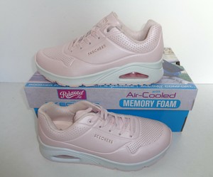 ladies skechers size 4.5