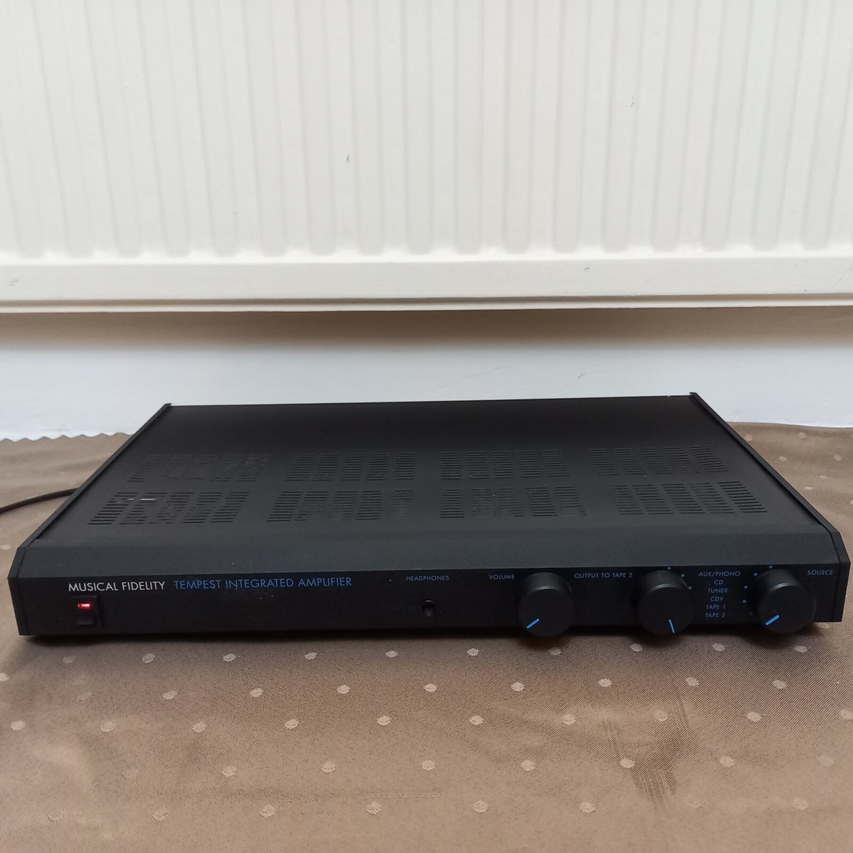 Hi-Fi made in ENGLAND black MUSICAL FIDELITY tempest