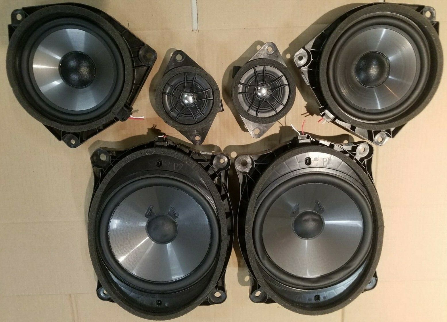 2013 lexus es 350 subwoofer