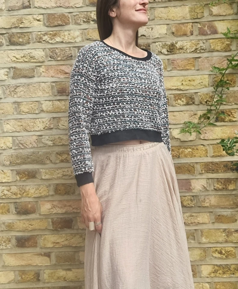 Jersey corto Staring at Stars S 8 negro vintage arrogancia Y2K Urban Outfitters boho Foto 3 de 4