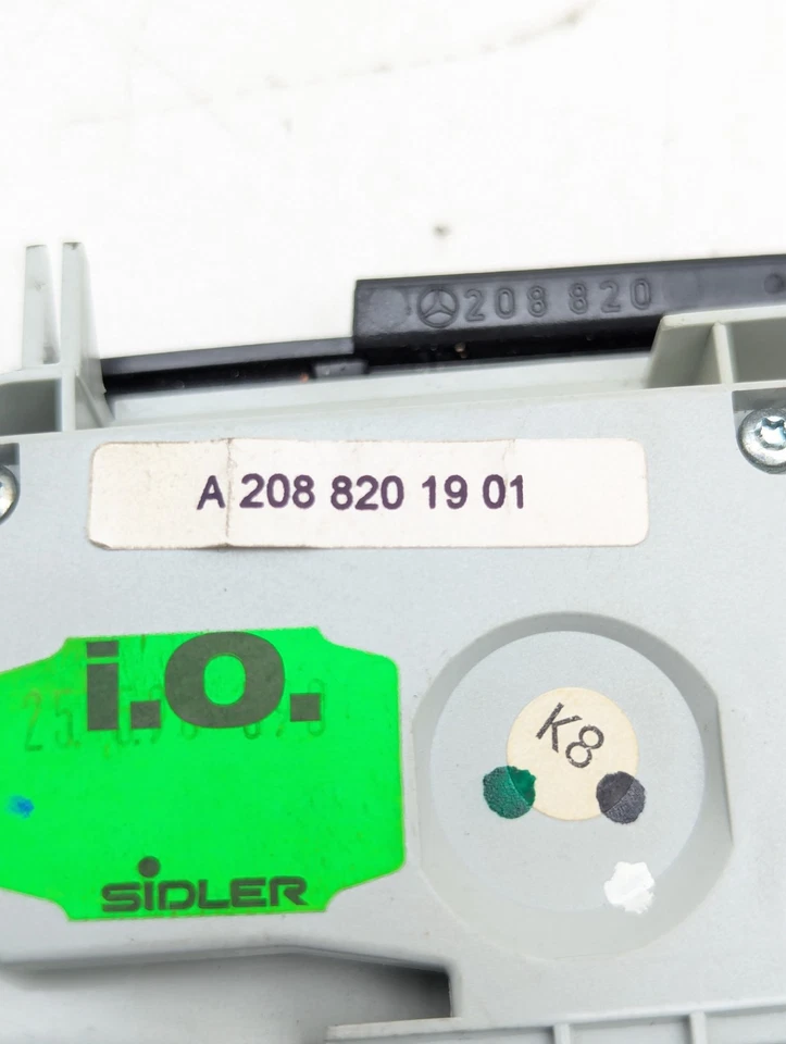 98-03 Mercedes W210 E320 E430 CLK320 Overhead Reading Dome Light Black - Image 2 of 4