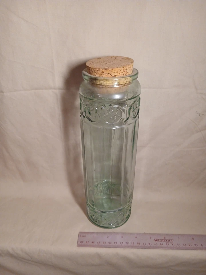 Tarro de pasta de vidrio en relieve verde vintage con corcho Foto 3 de 3