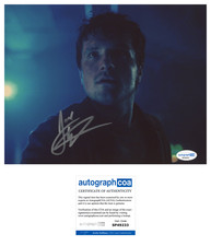 Josh Hutcherson 'Five Nights At Freddy's' Signed 8x10 Photo 'Mike' ACOA
