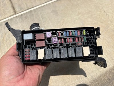 Honda HRV, HR-V Sport 1.8L Engine Fuse Box 2019 OEM, USA Market AT, AWD