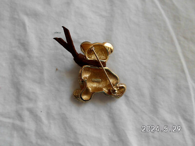 【未使用】BURBERRY バーバリー　ブローチ　熊　くまちゃん　ゴールド　ピン s-l400.jpg