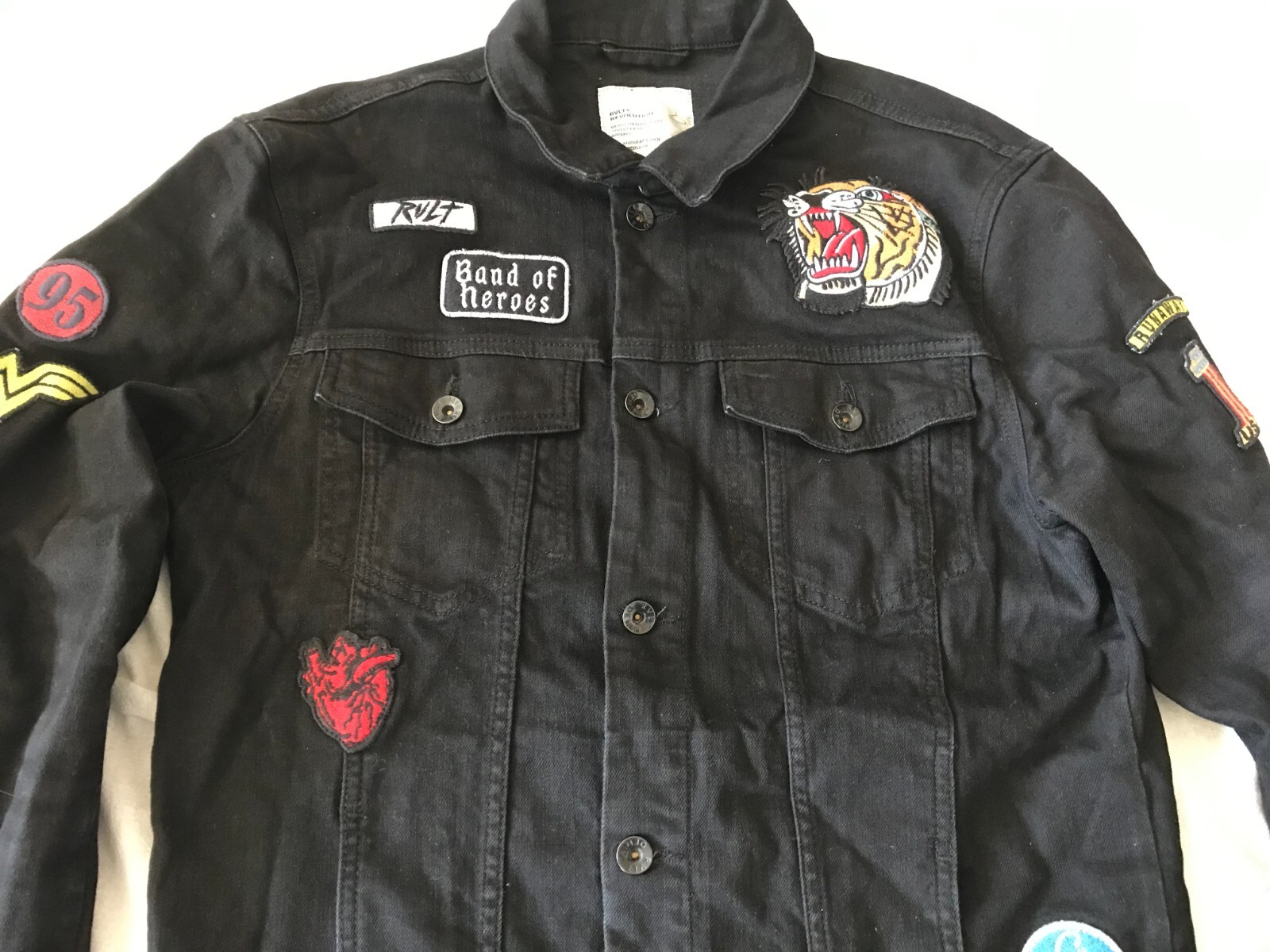 Picture 2 of 17