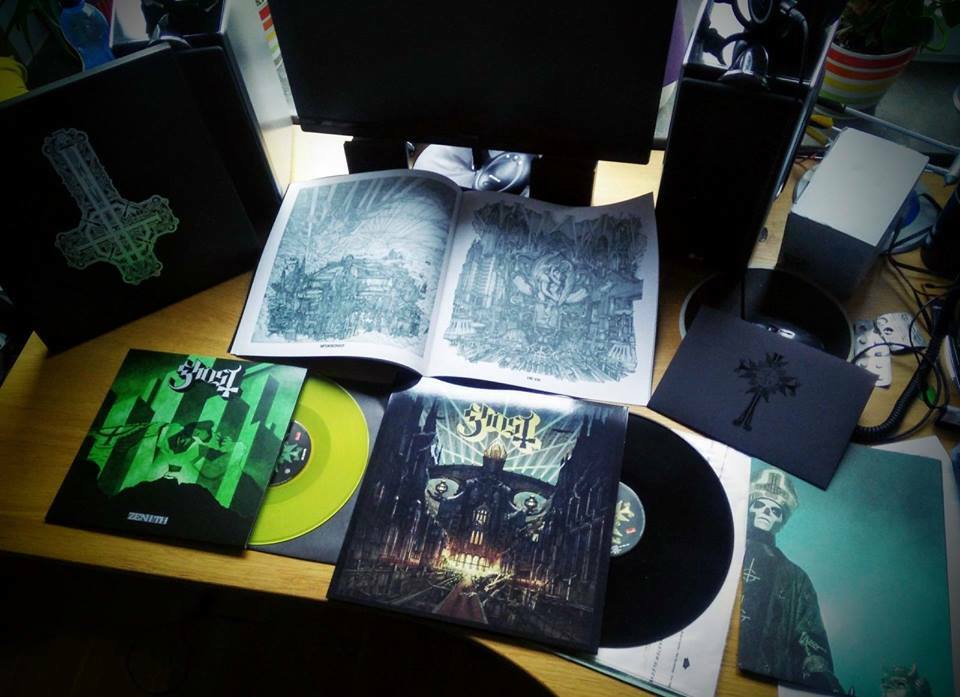 GHOST HOUND COMPLETE COLLECTION〈4枚組〉輸入版 GHOST HOUND
