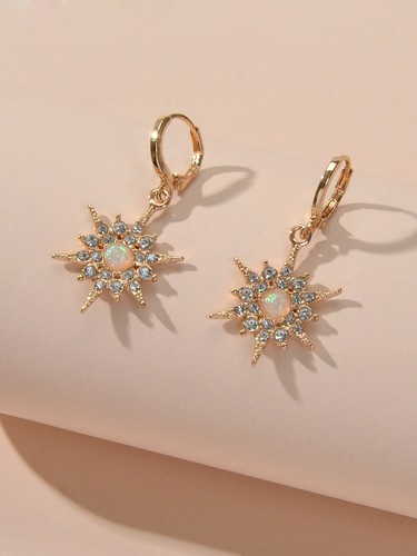 Rhinestone Star Pendant Huggie Earrings Dainty Celestial Hoop for a Stylish Look - Picture 14 of 14