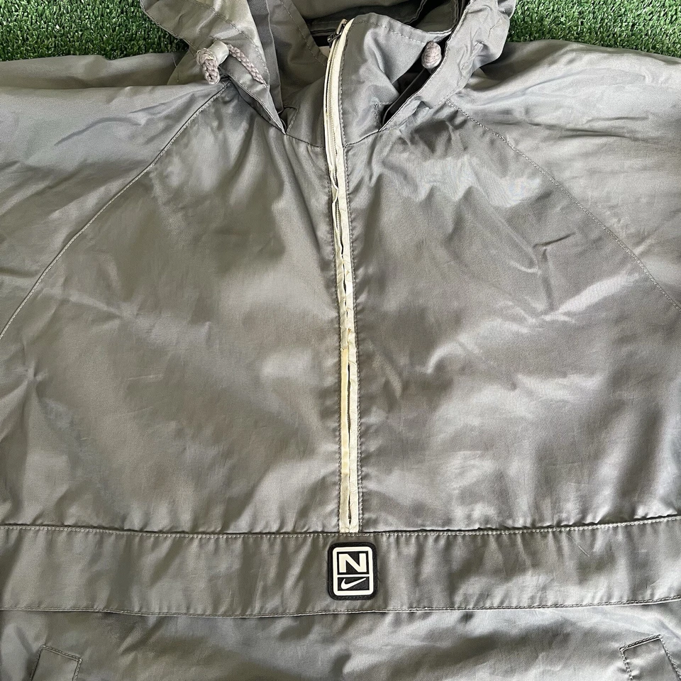 Vintage Y2K Nike Gray Red Half Zip Baggy Nylon Hooded Windbreaker Jacket Small - Image 3 of 4