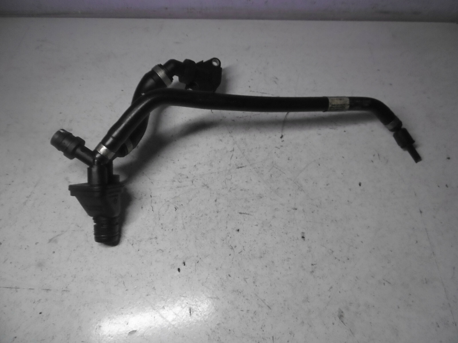 Original BMW Ventilation Pipe 8647961/8647300/72363056/11158647961  