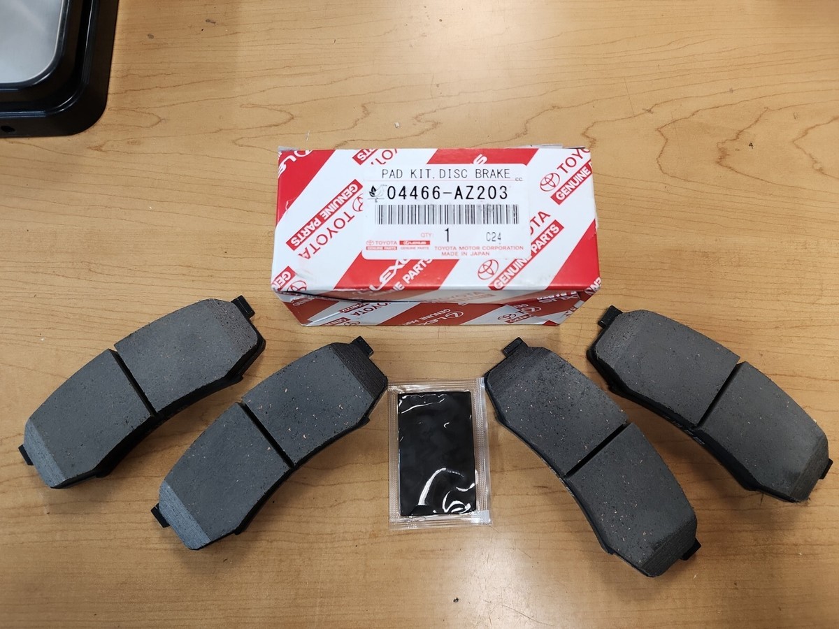2003-2023 Toyota 4Runner Rear Brake Pads | 04466AZ203