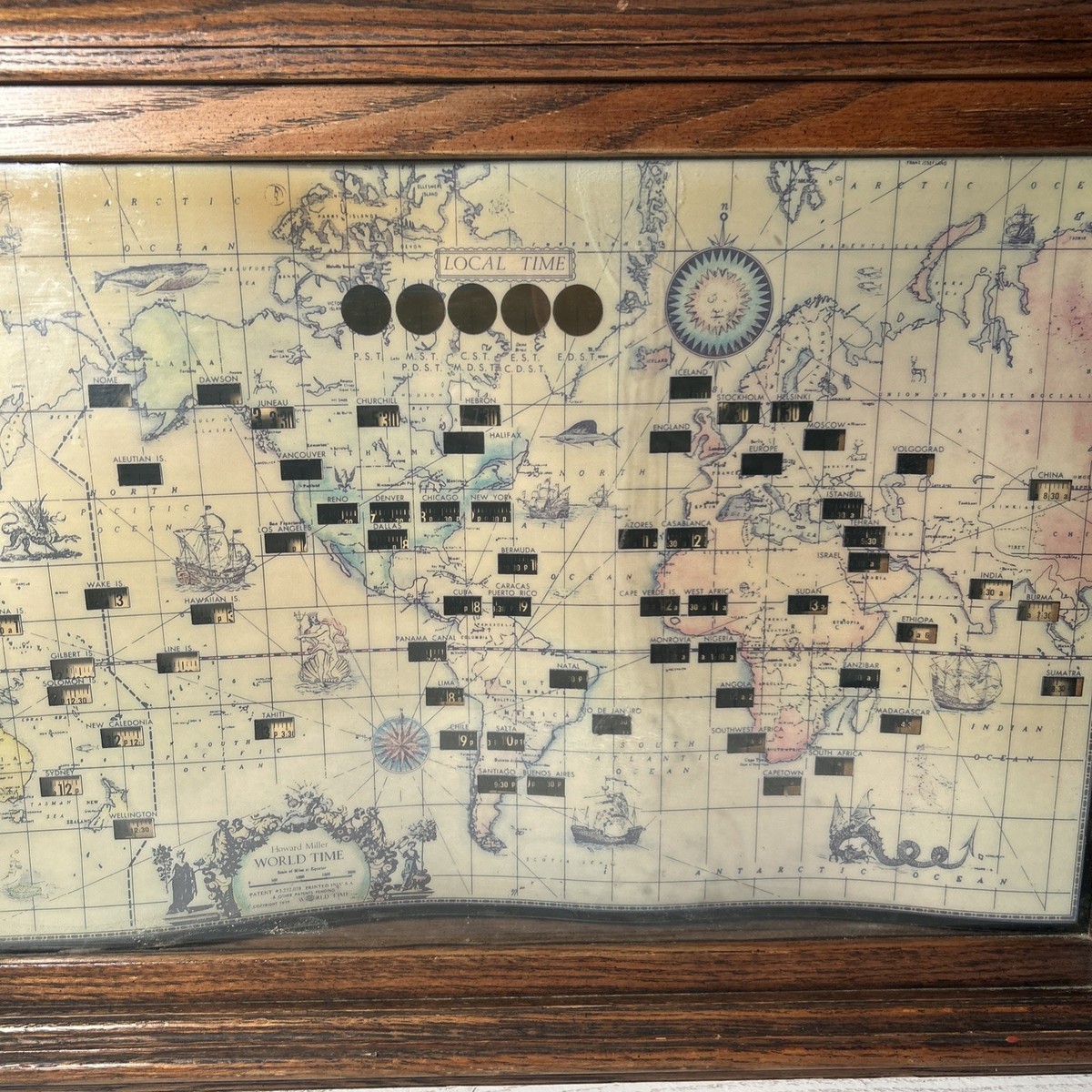 Vtg 1959 Howard Miller World Time Zone Lighted Oak Wall