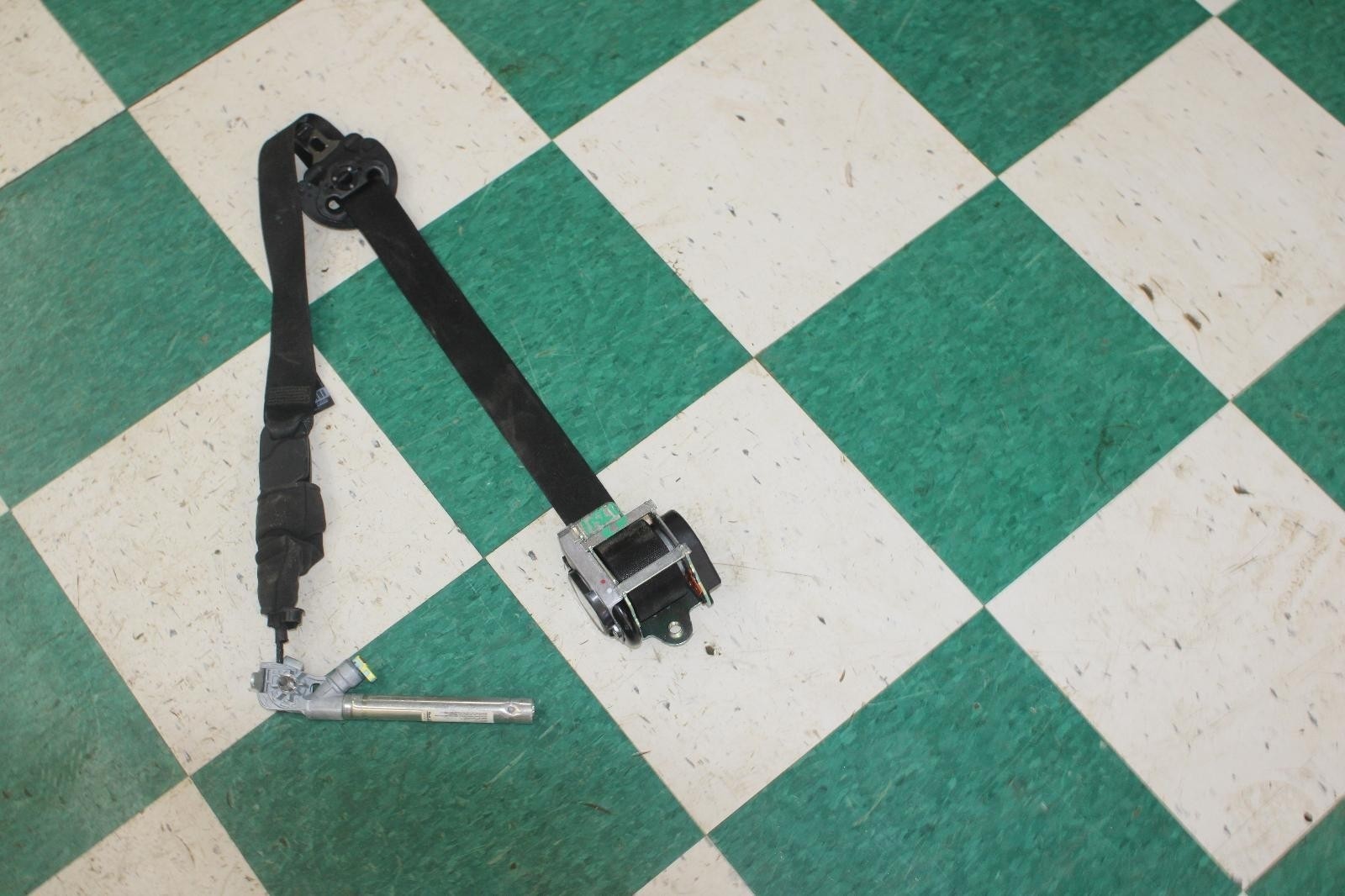 14-20 MASERATI GHIBLI RH RF Passenger Right Side Front Seat Belt Retractor OEM