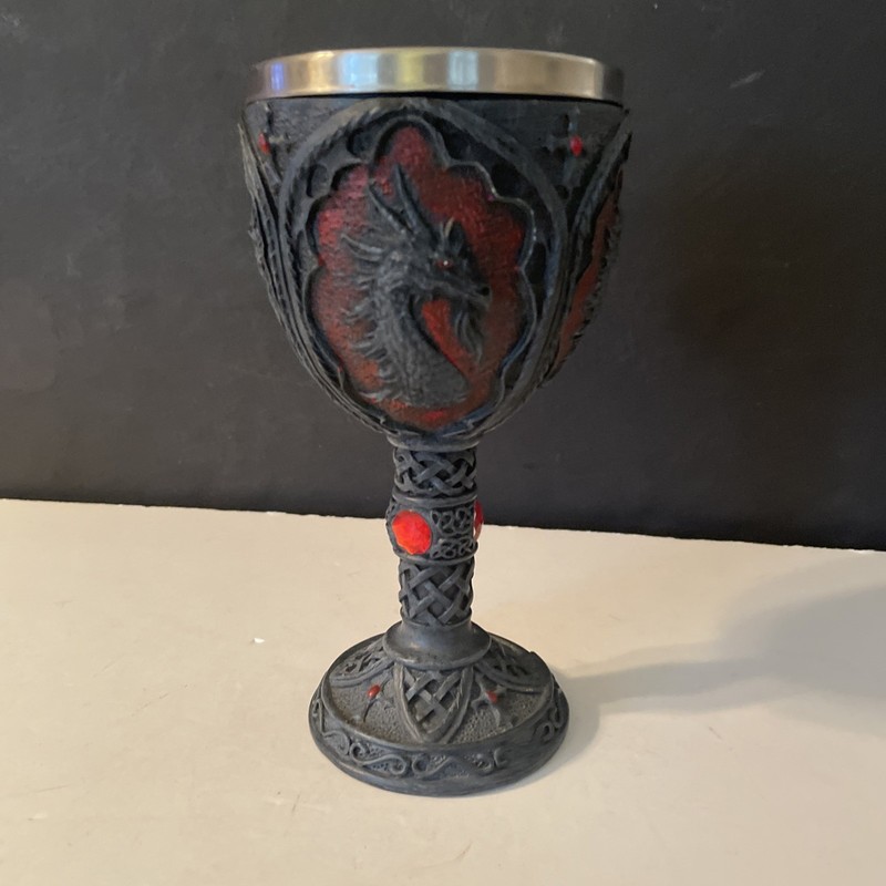 Royal Dragon Goblet #13903 Black Red