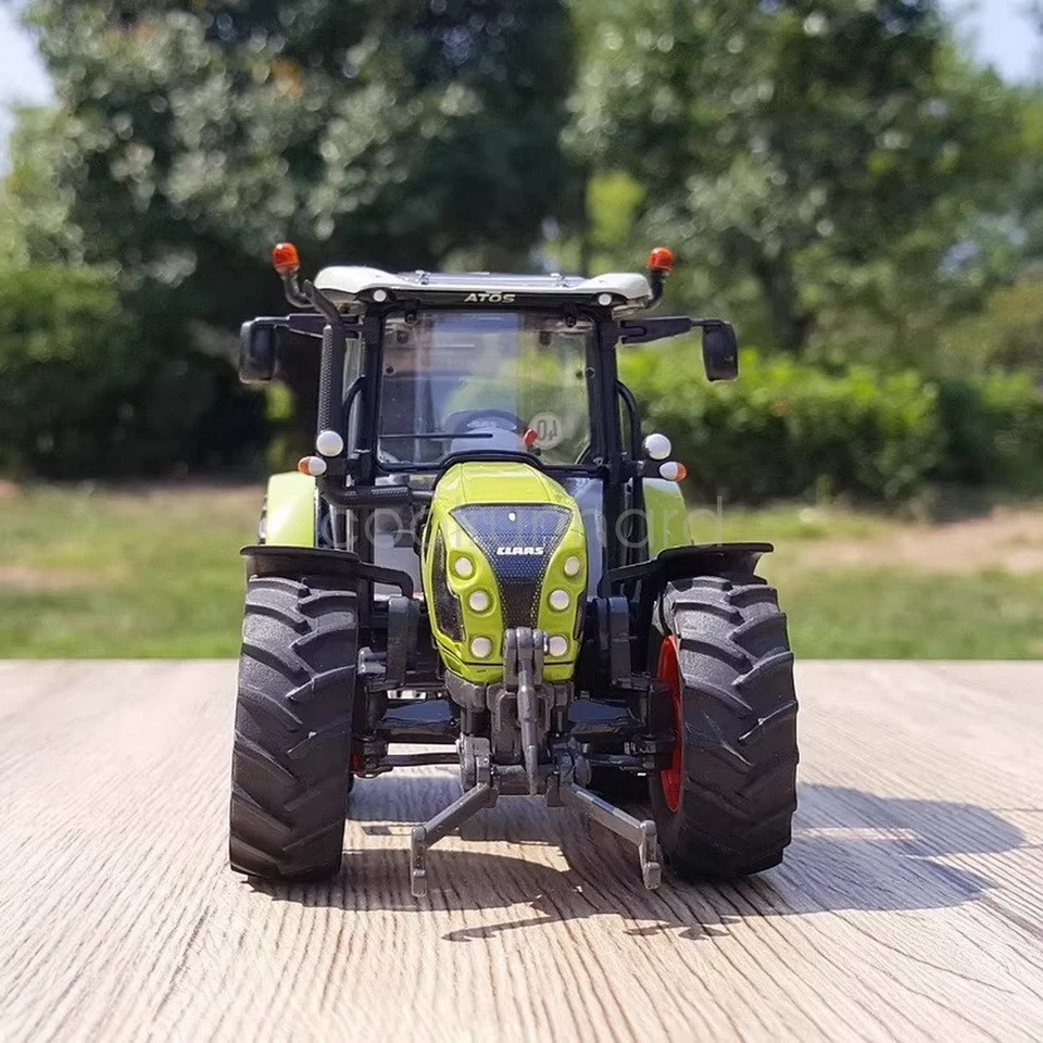 For USK 1/32 Scale Claas Atos 350 Tractor Diecast Model Collection Toy IN BOX - Image 4 of 4