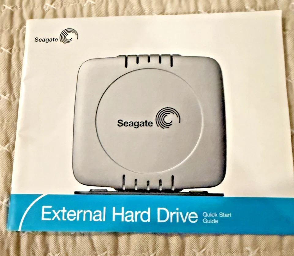 Seagate ST30000CB External Hard Drive 300GB - USB / firewire Storage 9Y7865-560 - Image 2 of 4