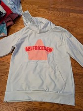 womens small light gray Aelfriceden sweatshirt- second hand
