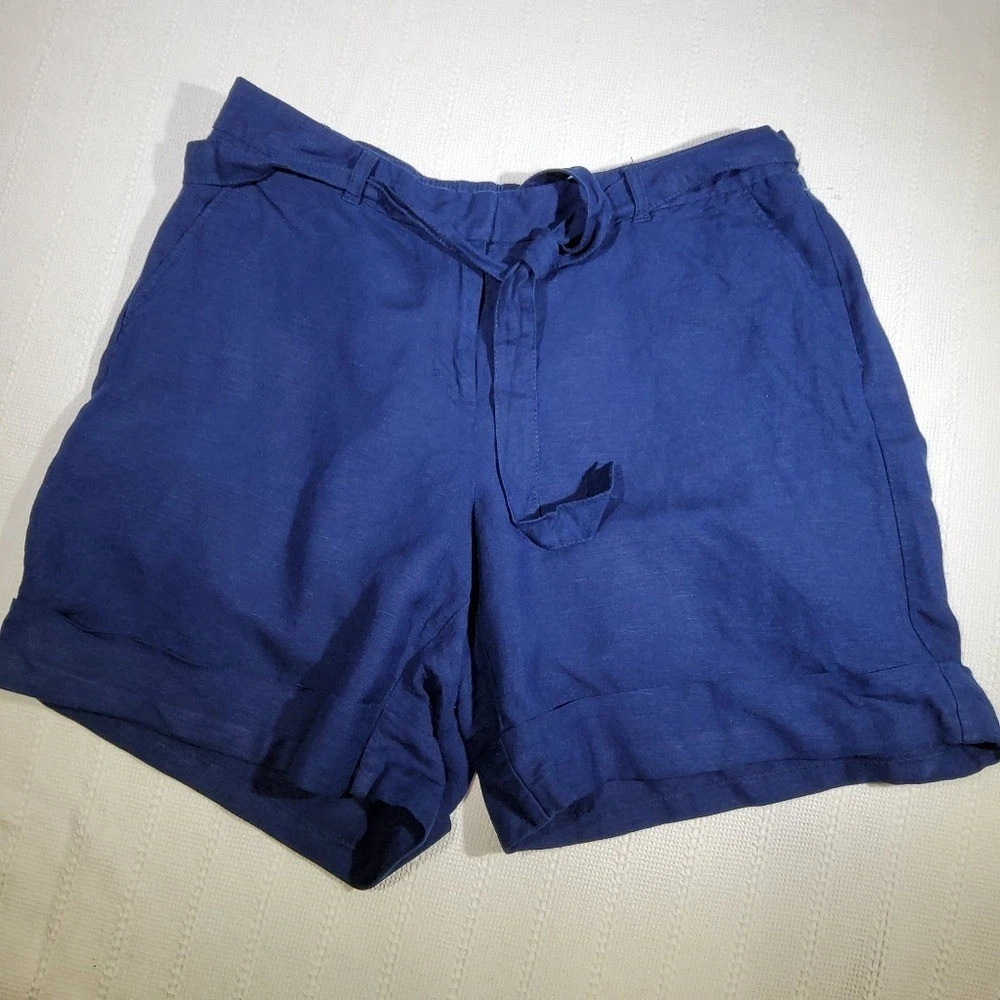 Lane Bryant Blue Linen Blend Women´s Shorts Size 14/16 Retails $45