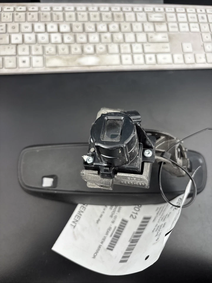 2018-2021 Dodge Durango Jeep Grand Cherokee Rear-View OEM 048417 - Image 2 of 4