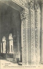 CP CHARLIEU ABBAYE DETAIL PORTAIL D'ENTREE