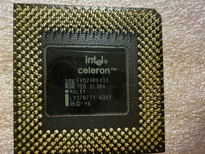 INTEL FV524RX433 Celeron SOCKET 370 433MHz/128K/66MHz SL3BA CPU Vintage, Gold!