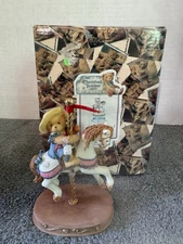 1998 Enesco Cherished Teddies, Gina "Where Friends Gather Magic Blossoms" 502898