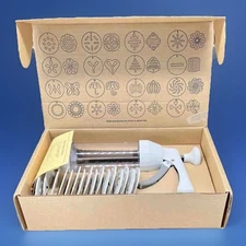 The Pampered Chef Cookie Press 16 Disks Original Box Manual 1525 Christmas Bake