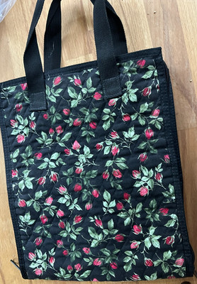 Stitchers organizer Tote with inside pockets  9 '' X 11'' with zipper close.
