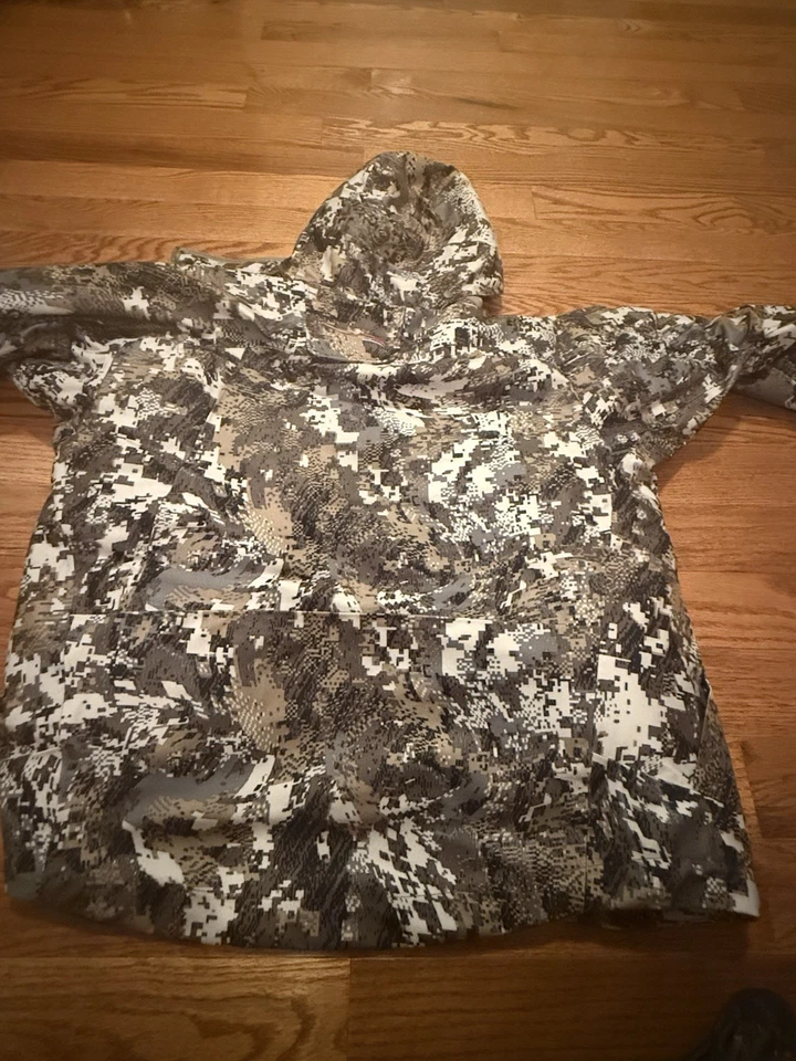 Brand New Medium Sitka Incinerator Aerolight Jacket Elevated II - Image 2 of 4