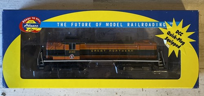 #ad Athearn HO Scale Great Northern RS 3 Locomotive Car #230 New Open Box $89.99