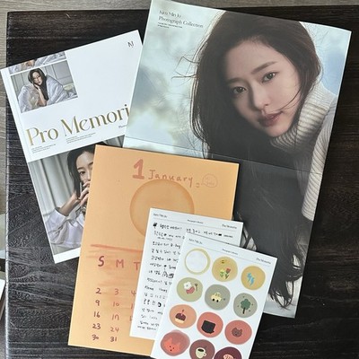 Kim Min Ju Pro Memoria Photograph Collection Photobook plus supplements Kpop