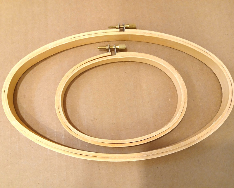 Oval Wood Embroidery Hoops-Lot of 2 Taiwan Screw Closure 3.5x5", 5x9"