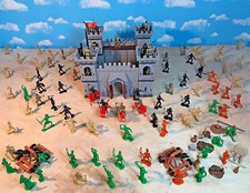 Marx Knights and Vikings Castle Bundle - 149 54mm pieces at 35 discount