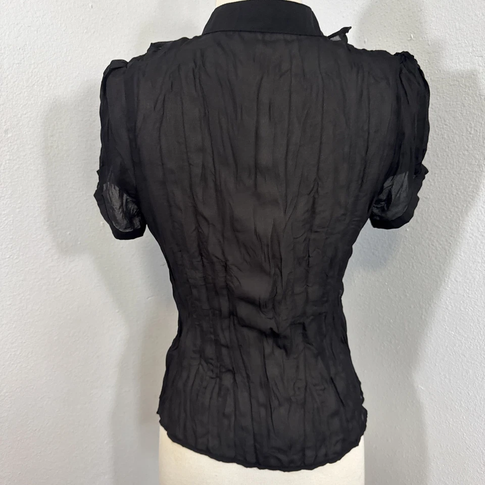 Blusa casi famosa top mujer M negra con volantes oficina sirena hada oscura caprichosa Foto 4 de 4