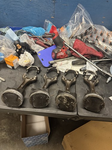 S2000 AP1 Connecting rods and piston OEM 2000-2004